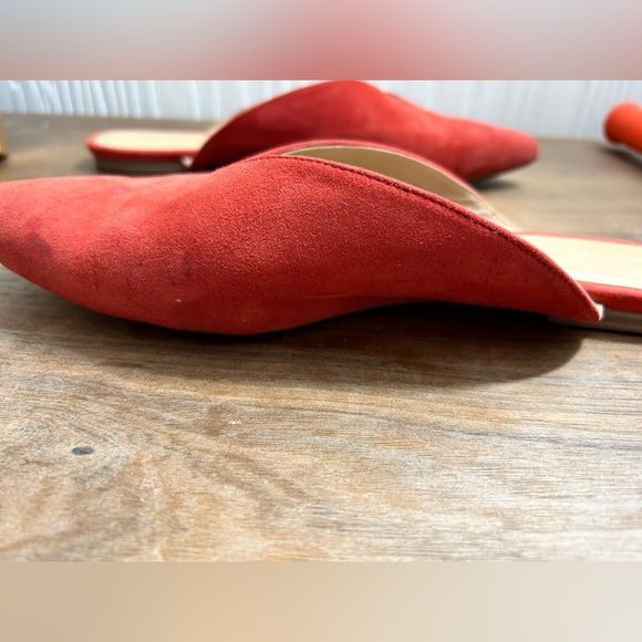 Red mules- perfect for the holidays and Valentines 💌 - Picture 4 of 8